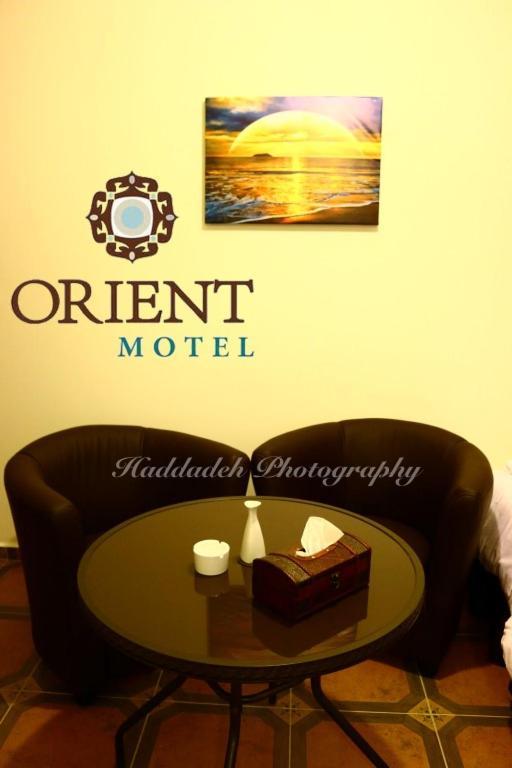 Orient Hotel Наблус Екстериор снимка