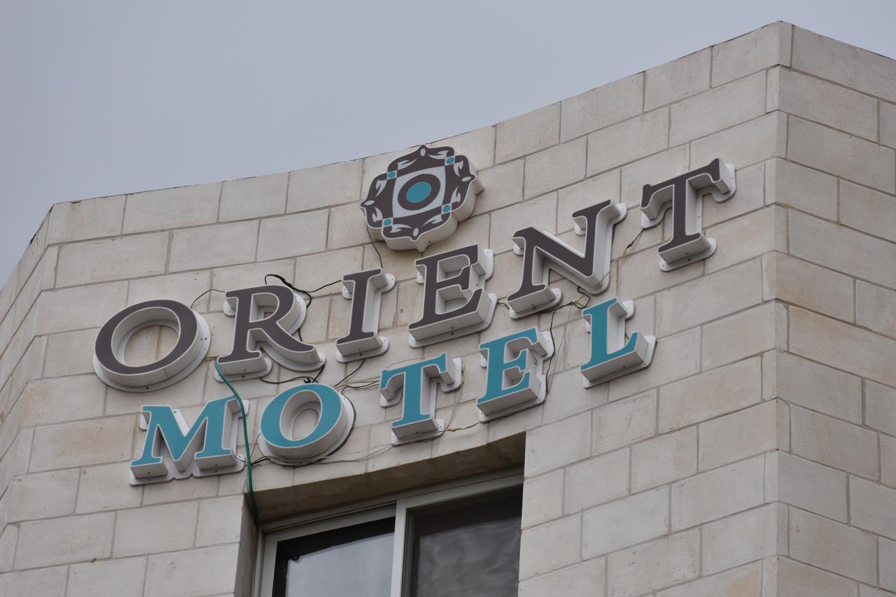 Orient Hotel Наблус Екстериор снимка
